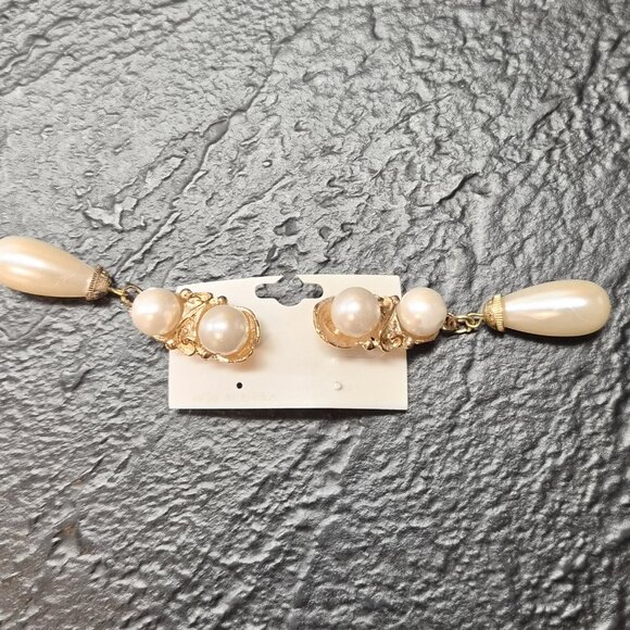 VTG Korean Faux Pearl Drop Earrings Gold Tone Pierced Bridal Dangles Regencycore - Picture 2 of 5